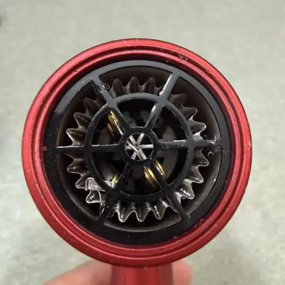 BaByliss PRO TT Travel Dryer – Compact, Foldable 1500W, Tourmaline Ionic Power - Picture 8 of 11